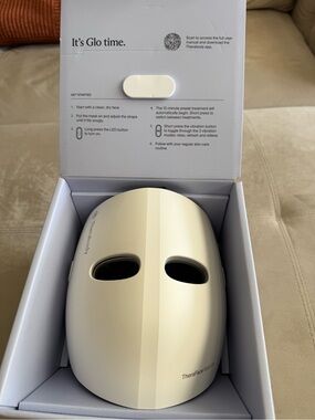 Therabody LED Facial Mask — Cream